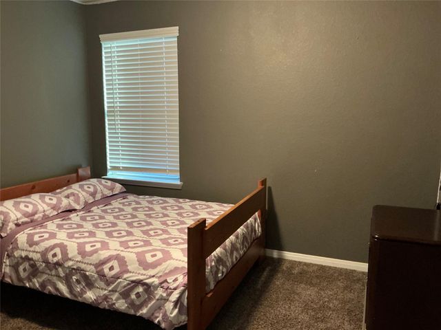 4030 Emperor Valley Lane, Baytown, TX 77521