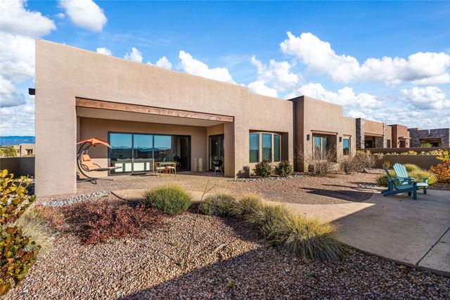65 Paseo Las Terrazas, Santa Fe, NM 87506