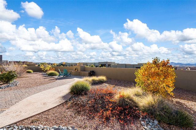 65 Paseo Las Terrazas, Santa Fe, NM 87506