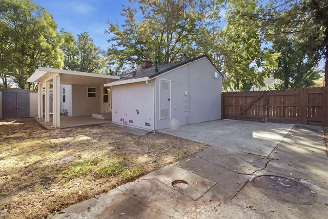5481 13th Ave, Sacramento, CA 95820