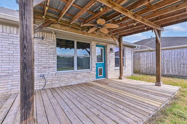 911 Ruth Circle, Texas City, TX 77591