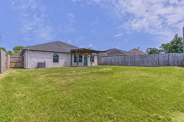 911 Ruth Circle, Texas City, TX 77591