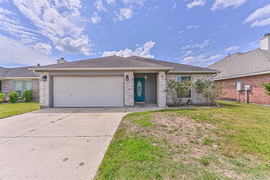911 Ruth Circle, Texas City, TX 77591