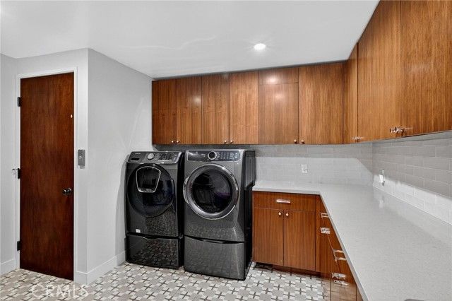 1501 Palm Drive, Hermosa Beach, CA 90254