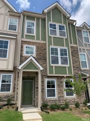 661 Grand Central Station, Apex, NC 27502