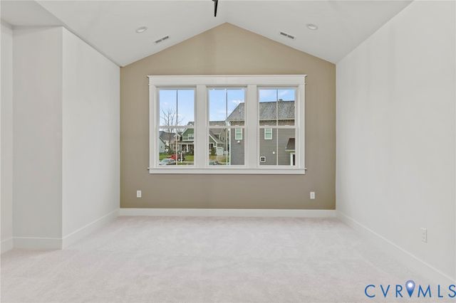 17307 Jojo Ln, Moseley, VA 23120