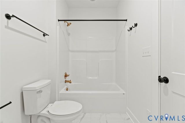 17307 Jojo Ln, Moseley, VA 23120