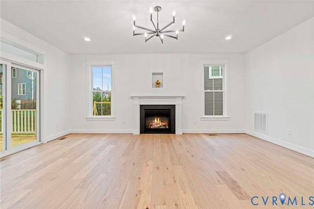 17307 Jojo Ln, Moseley, VA 23120