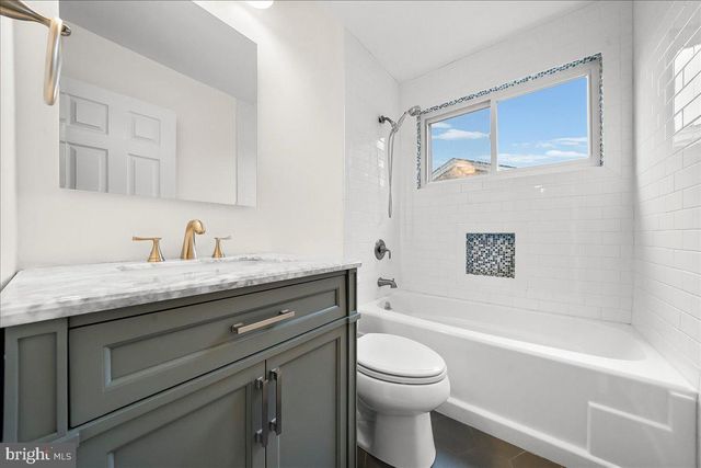 326 GLEN RIDGE RD, Havertown, PA 19083