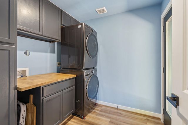 10134 Knoboak Drive, Houston, TX 77080