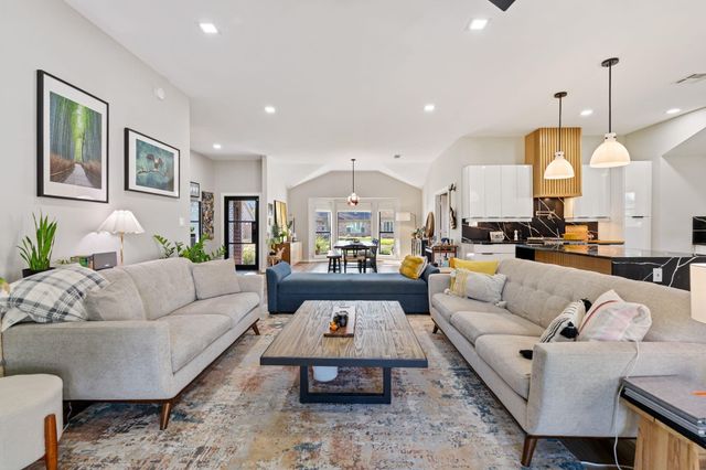 10134 Knoboak Drive, Houston, TX 77080