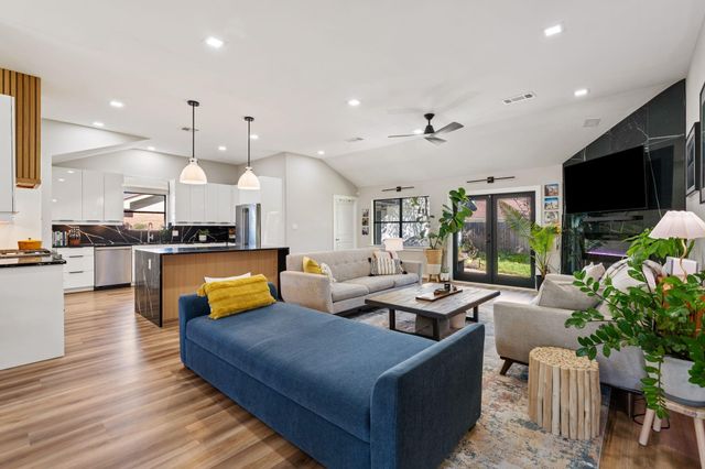 10134 Knoboak Drive, Houston, TX 77080