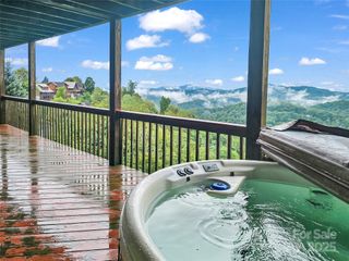 161 Scenic Wolf Drive, Mars Hill, NC 28754