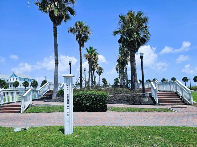 722 & 726 Ramsar Road, Galveston, TX 77550