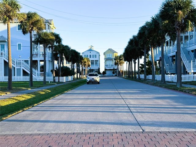722 & 726 Ramsar Road, Galveston, TX 77550