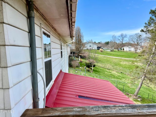 237 Southeast Grandview Drive, Wise, VA 24293