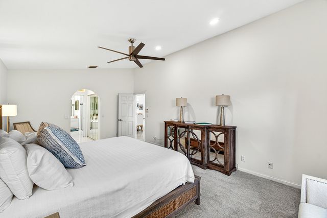 6594 Sun River Road, Boynton Beach, FL 33437