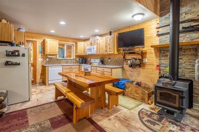 1850 Timber Mountain Loop, Cle Elum, WA 98922