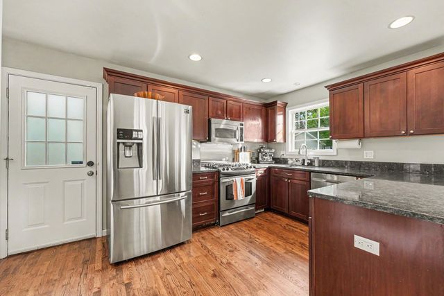 1732 Mortenson Boulevard, Berkley, MI 48072