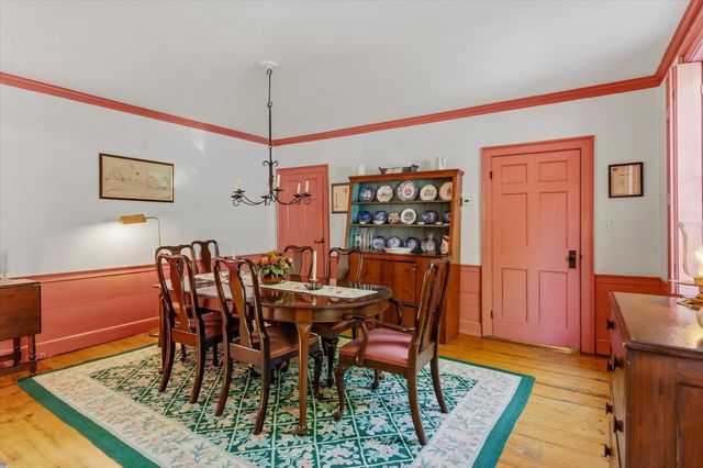 16 Common Street, Boston, MA 02129