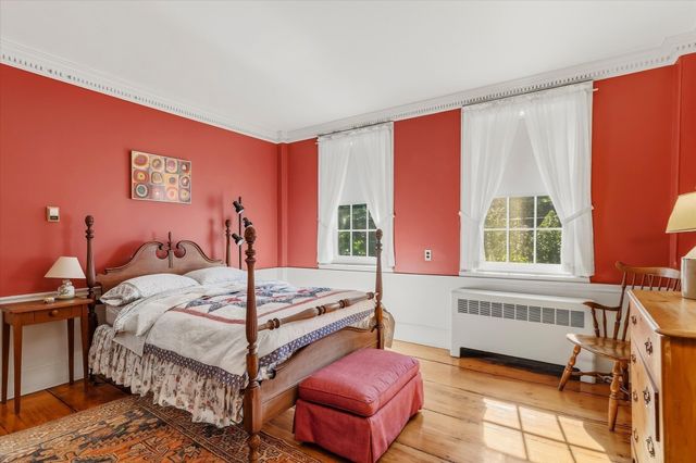 16 Common Street, Boston, MA 02129