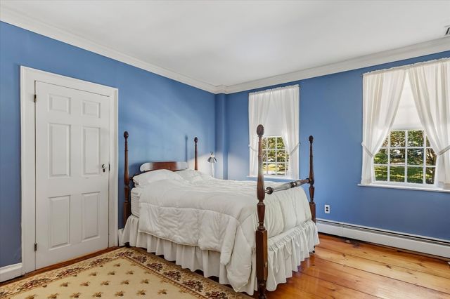 16 Common Street, Boston, MA 02129