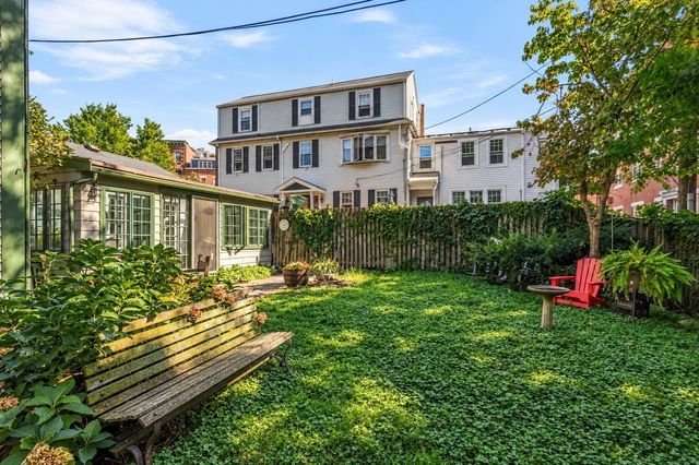 16 Common Street, Boston, MA 02129
