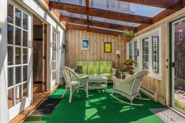 16 Common Street, Boston, MA 02129