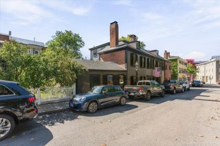16 Common Street, Boston, MA 02129