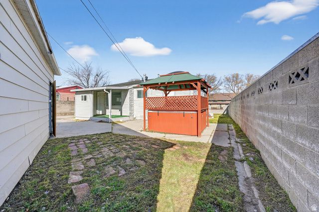 4281 W 5740 S, Kearns, UT 84118