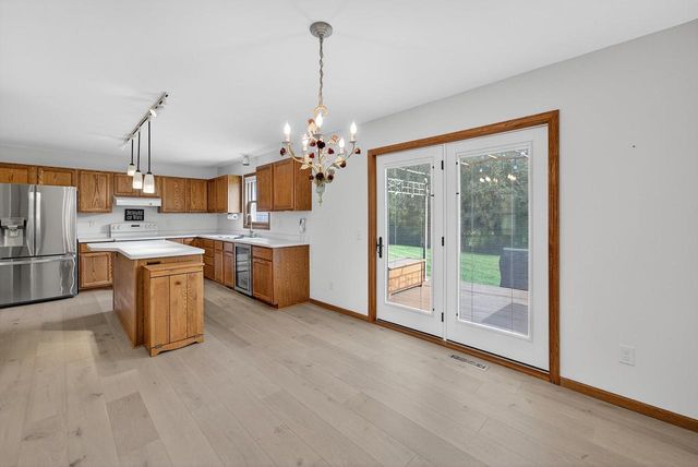 3333 Basil Drive, Madison, WI 53704