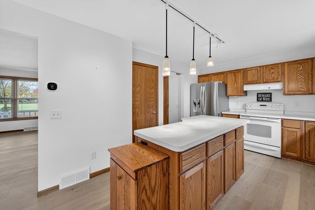 3333 Basil Drive, Madison, WI 53704