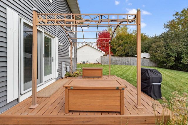 3333 Basil Drive, Madison, WI 53704