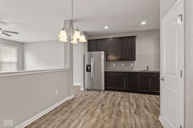556 Dylan Drive, Avon, IN 46123