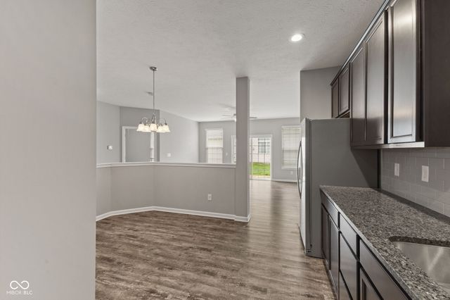 556 Dylan Drive, Avon, IN 46123