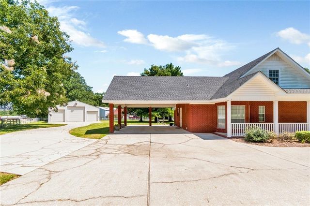 12195 Suzanne Court, Irvington, AL 36544