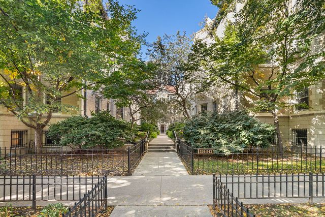538 W Brompton Avenue 1E, Chicago, IL 60657