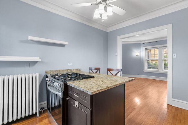 538 W Brompton Avenue 1E, Chicago, IL 60657