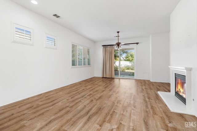 14420 Terrazzo Drive, Bakersfield, CA 93306