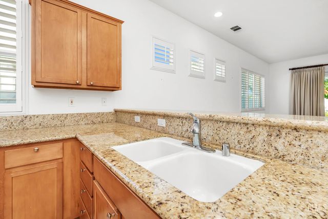 14420 Terrazzo Drive, Bakersfield, CA 93306