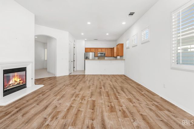 14420 Terrazzo Drive, Bakersfield, CA 93306