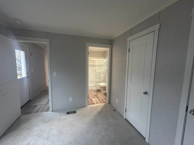 45 Crystal Springs Way, Somersworth, NH 03878