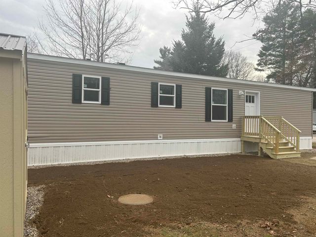 45 Crystal Springs Way, Somersworth, NH 03878