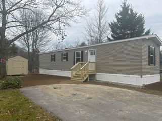 45 Crystal Springs Way, Somersworth, NH 03878