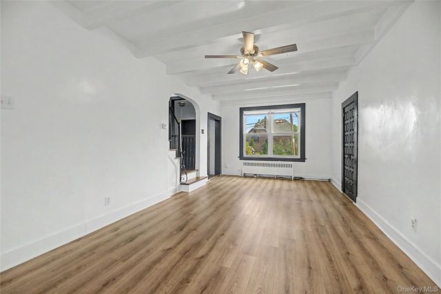 25 Longmeadow Road, Yonkers, NY 10704