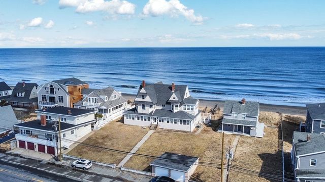 154 North End Boulevard, Salisbury, MA 01952