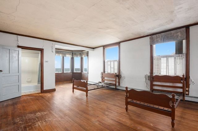 154 North End Boulevard, Salisbury, MA 01952