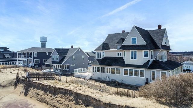 154 North End Boulevard, Salisbury, MA 01952