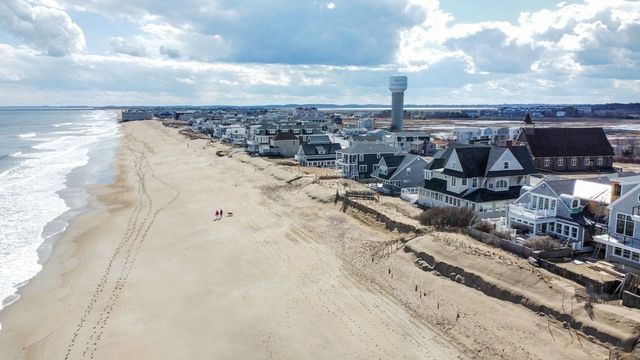 154 North End Boulevard, Salisbury, MA 01952