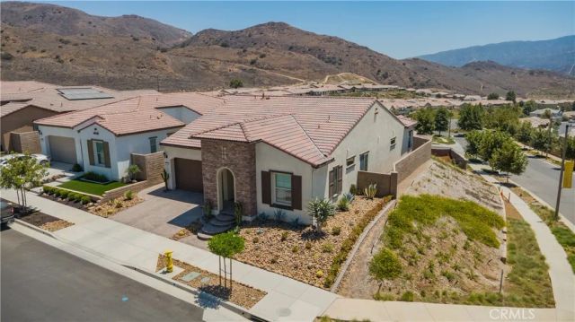 11829 Wandering Way, Corona, CA 92883